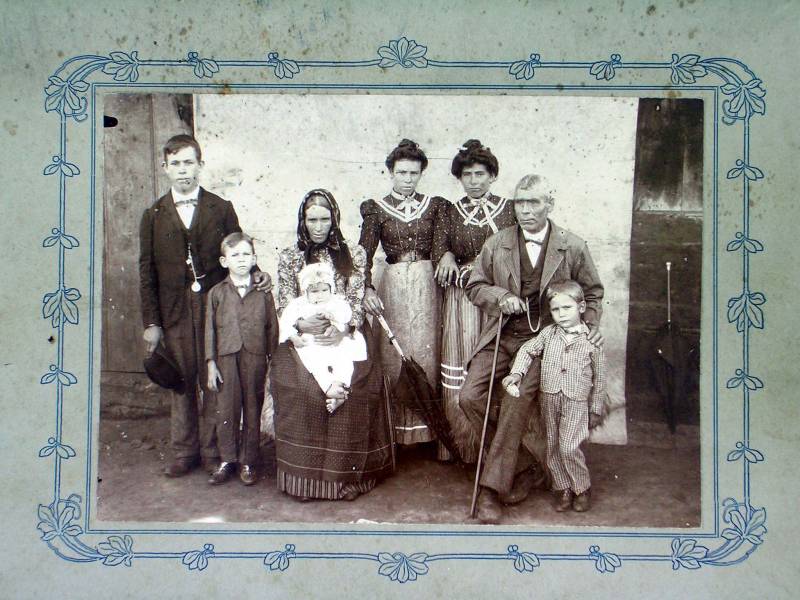 Familia del pueblo que emigró a Brasil (1)