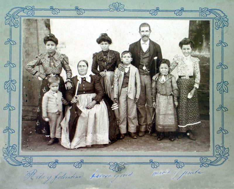 Familia del pueblo que emigró a Brasil (2)