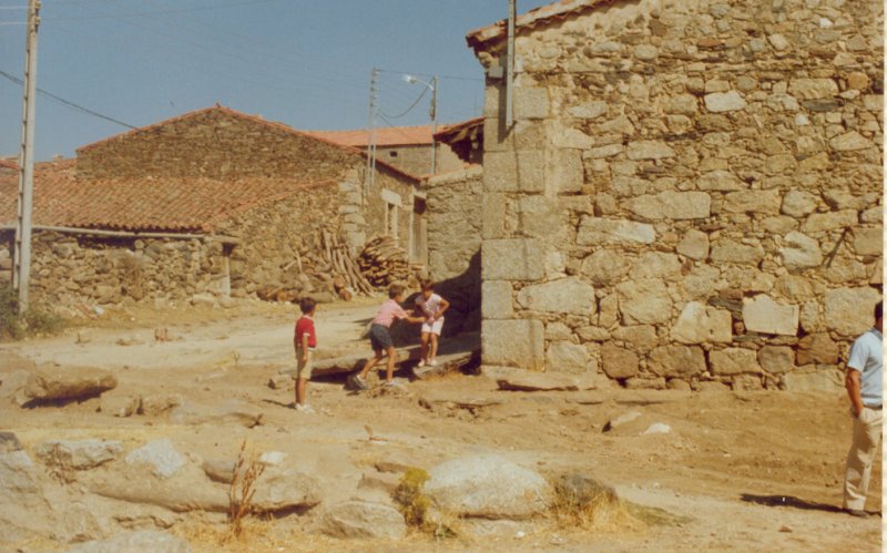 report1976/paisajesUrbanos/loren_paisurb_19.jpg
